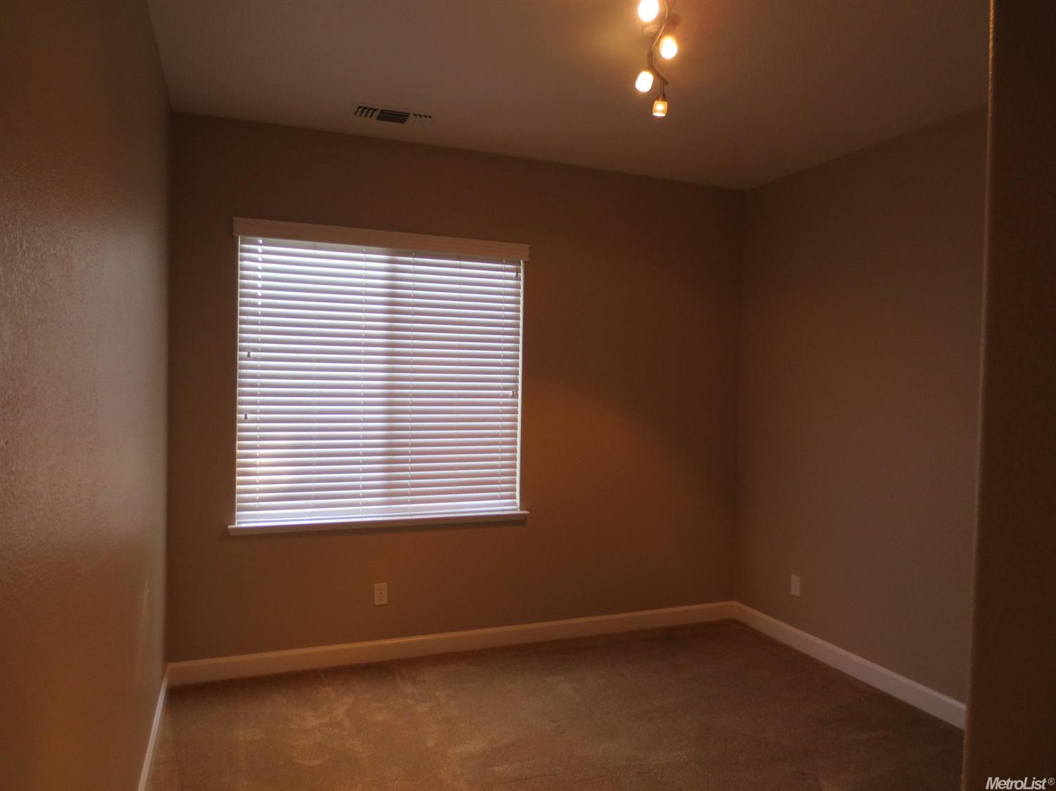 1904 Americana Ct, Modesto, CA 95357 photo 17