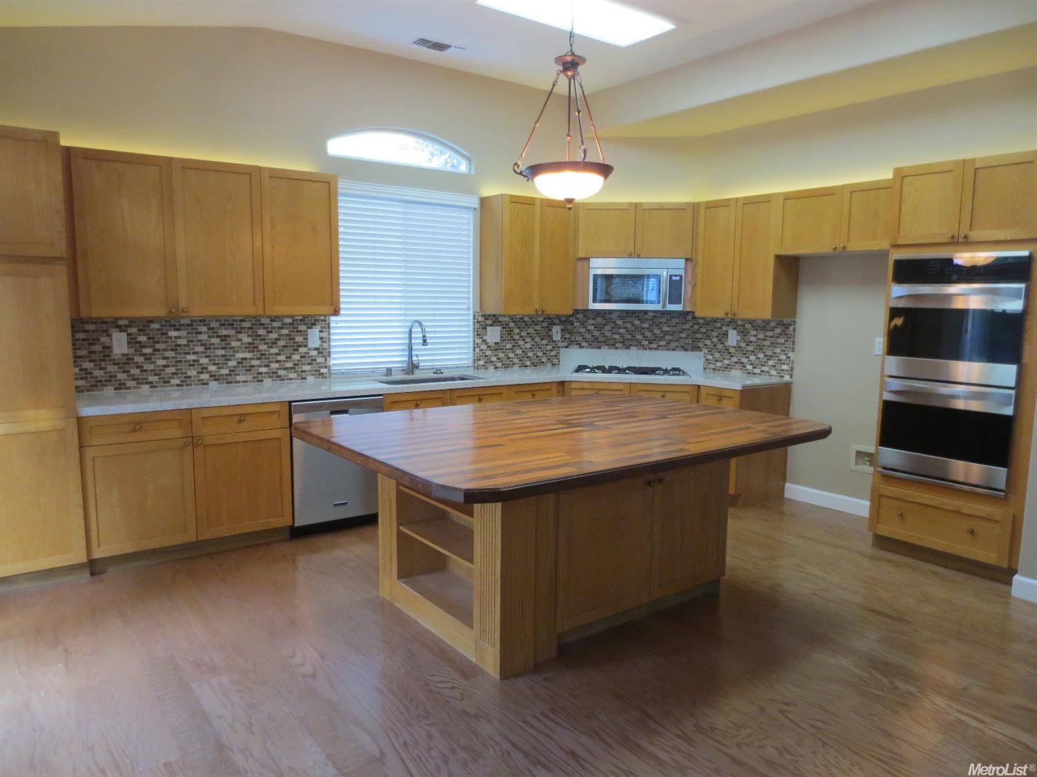 1904 Americana Ct, Modesto, CA 95357 photo 5