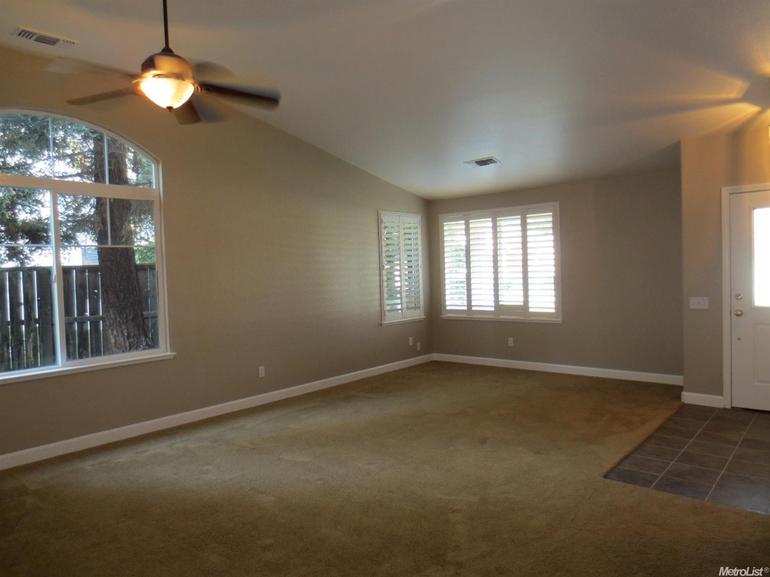 1904 Americana Ct, Modesto, CA 95357 photo 3