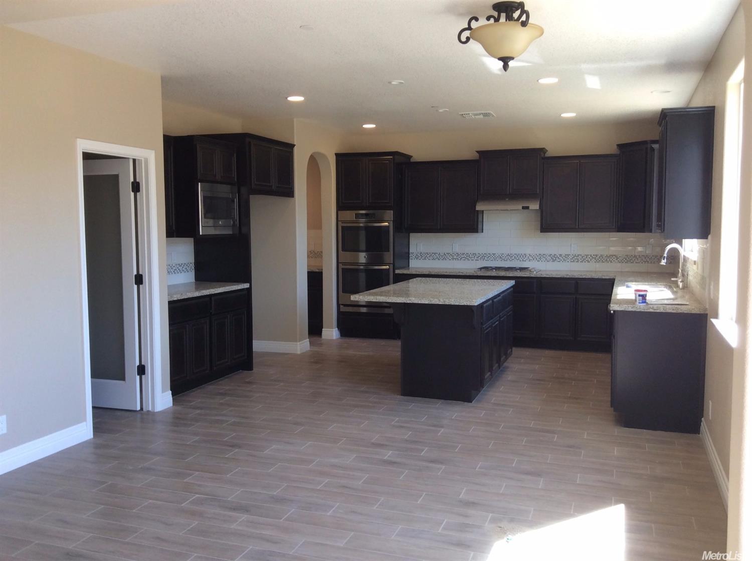4033 Tapestry Way, Turlock, CA 95382 photo 7