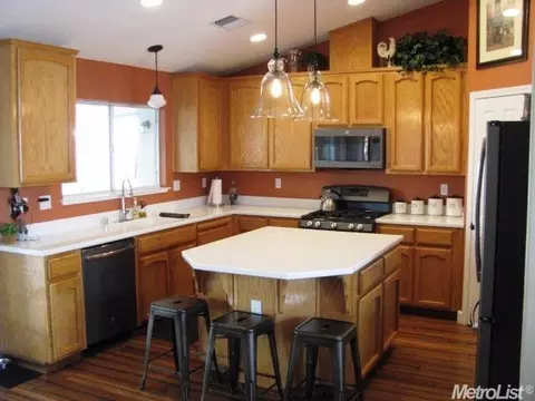 7429 Morgan Lynn Ln, Hughson, CA 95326 photo 5