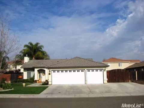 7429 Morgan Lynn Ln, Hughson, CA 95326 photo 1