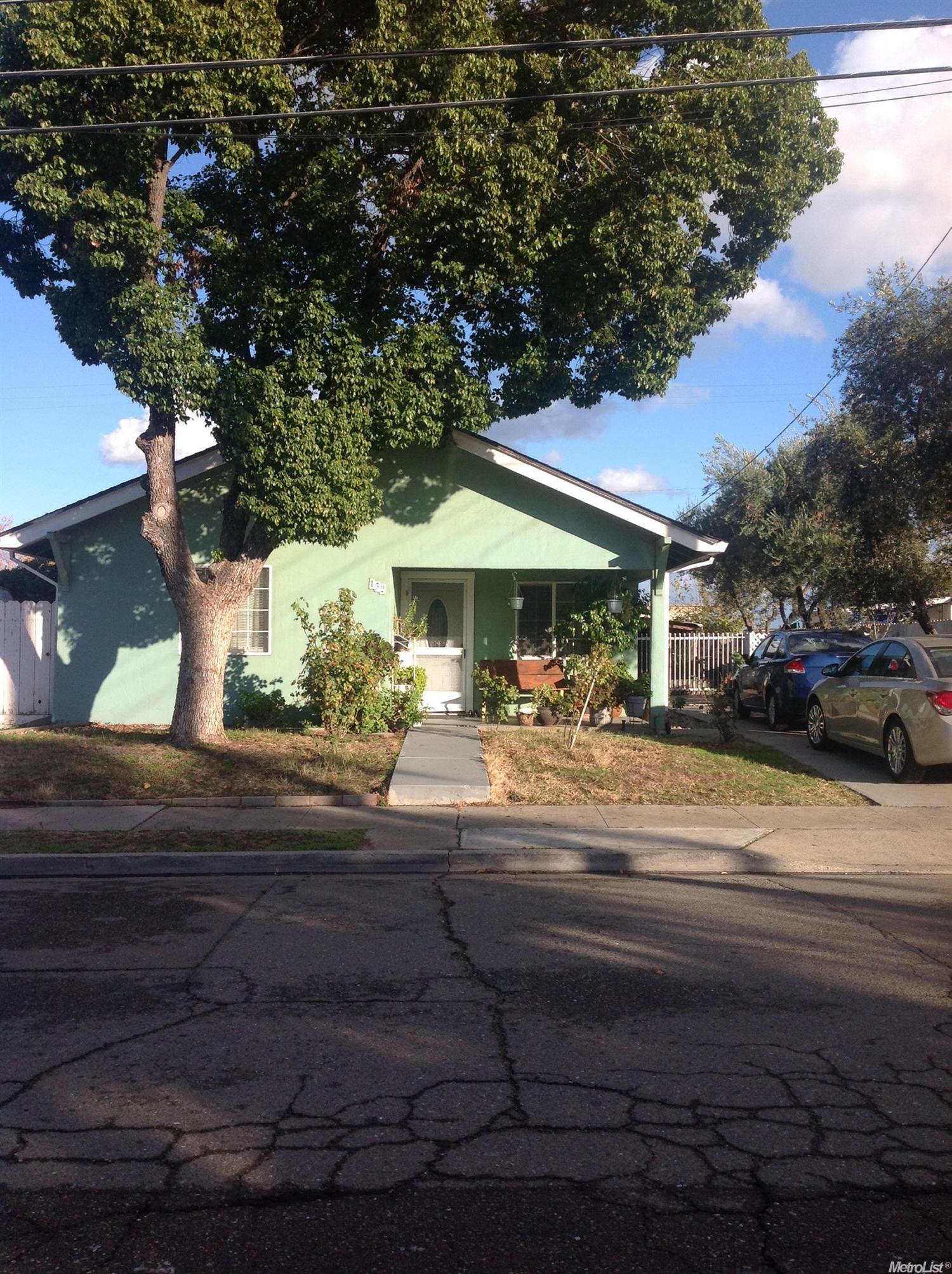 132 S Washington Ave, Manteca, CA 95336 photo 1