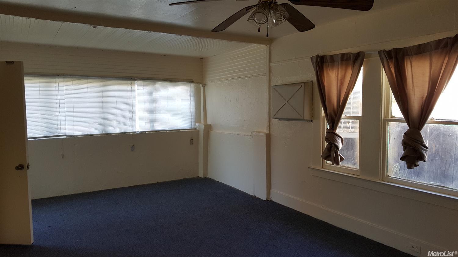 222 Hilborn St, Lodi, CA 95240 photo 3