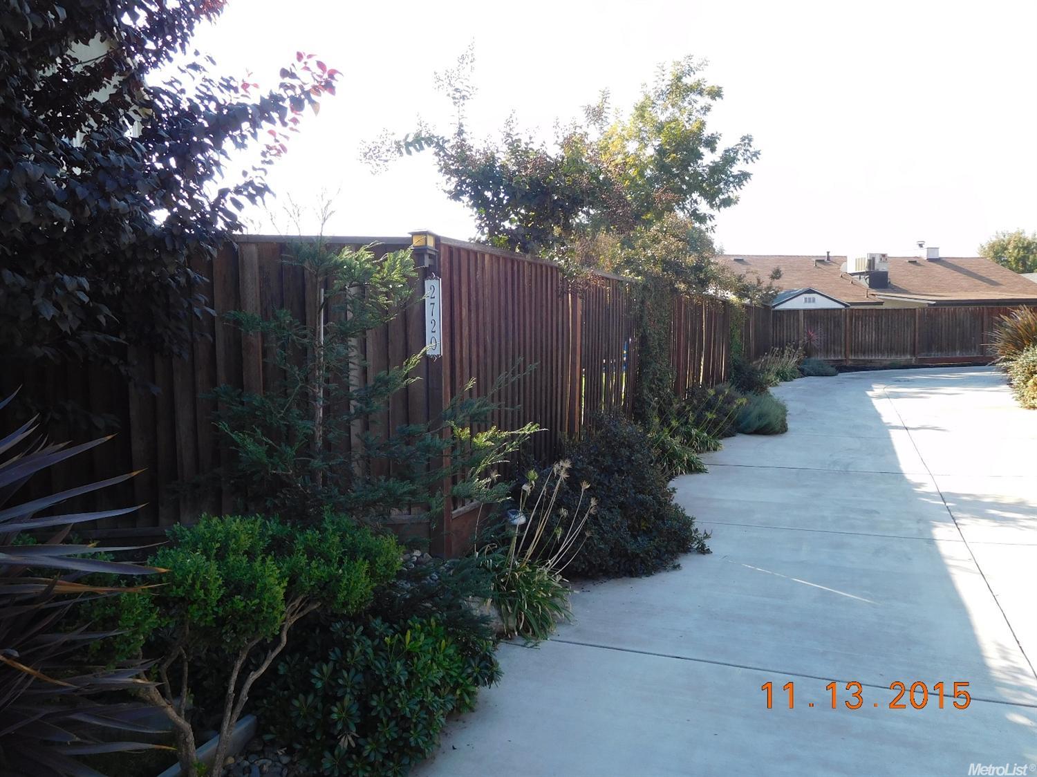 2720 Canyon Falls Dr, Modesto, CA 95351 photo 2