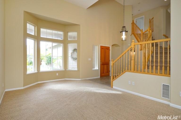 1937 Hunter Dr, Rocklin, CA 95765 photo 4