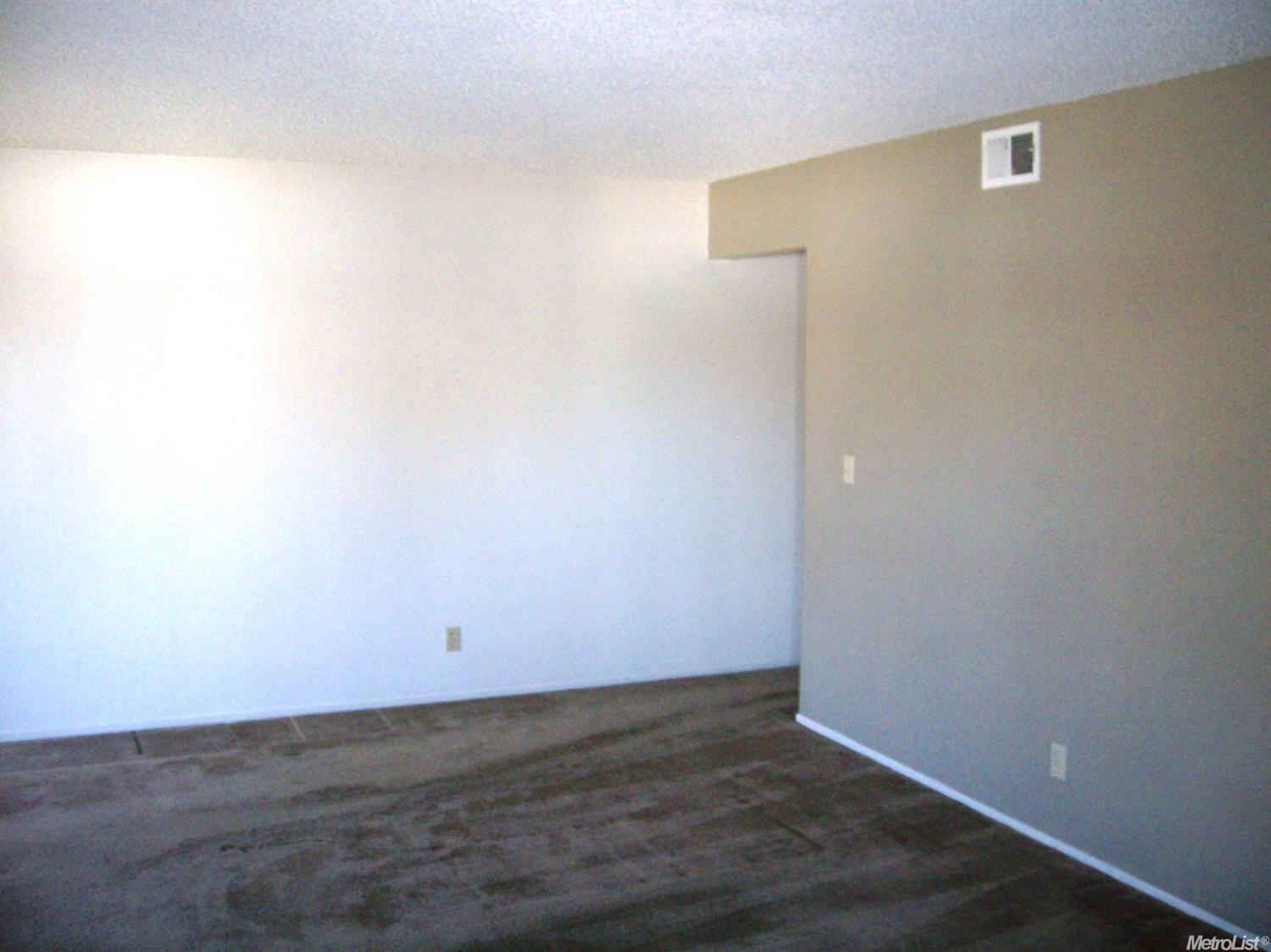 2217 Chrysler #4, Modesto, CA 95350 photo 7