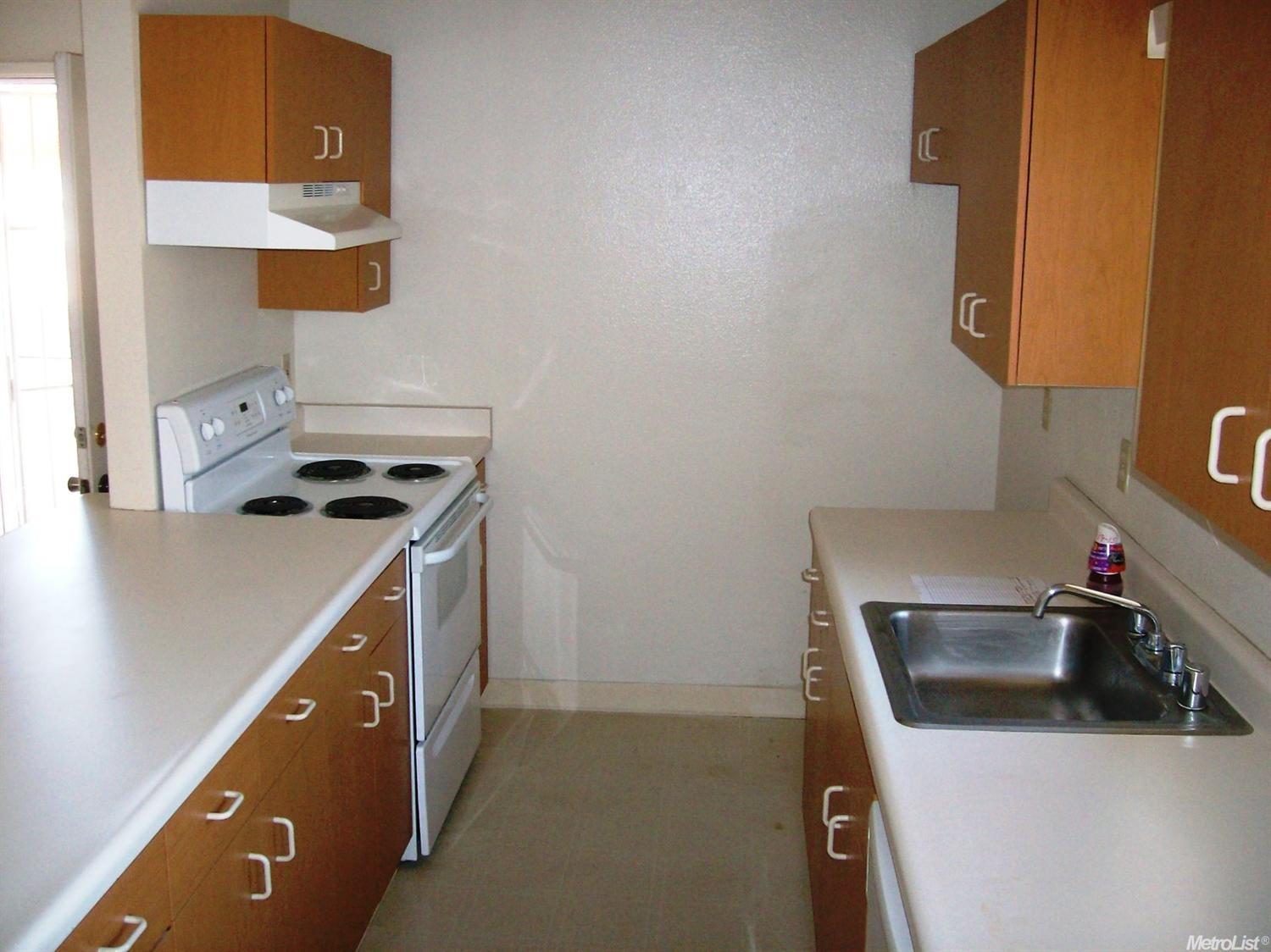 2217 Chrysler #4, Modesto, CA 95350 photo 10