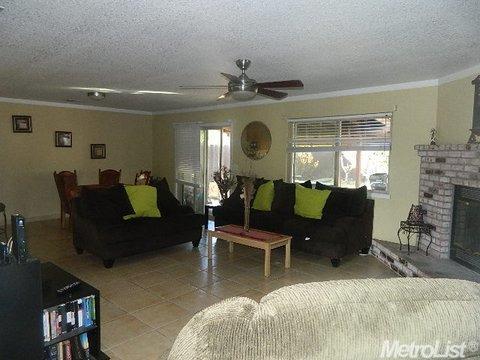 5341 Maximillian Dr, Salida, CA 95368 photo 2