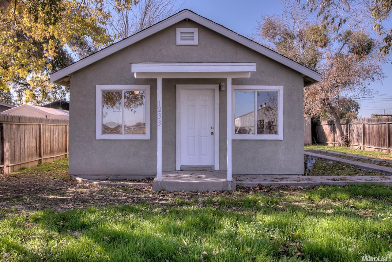 1233 Main St, Modesto, CA 95351 photo 1