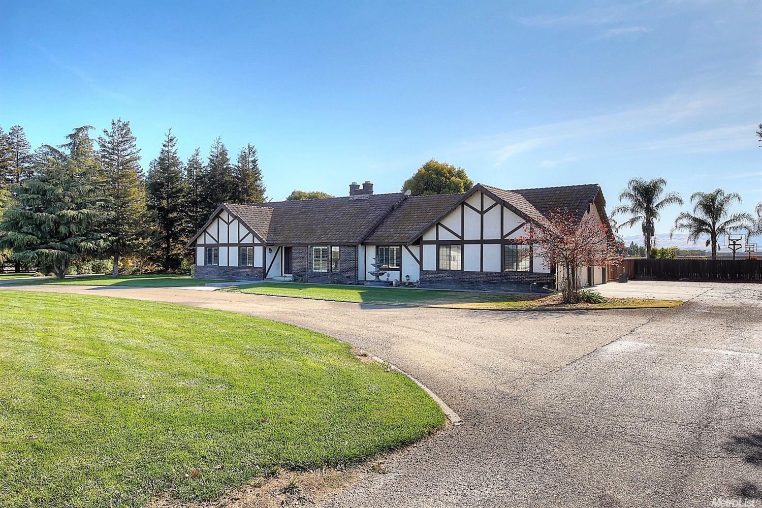 6050 W Linne Rd, Tracy, CA 95304 photo 2