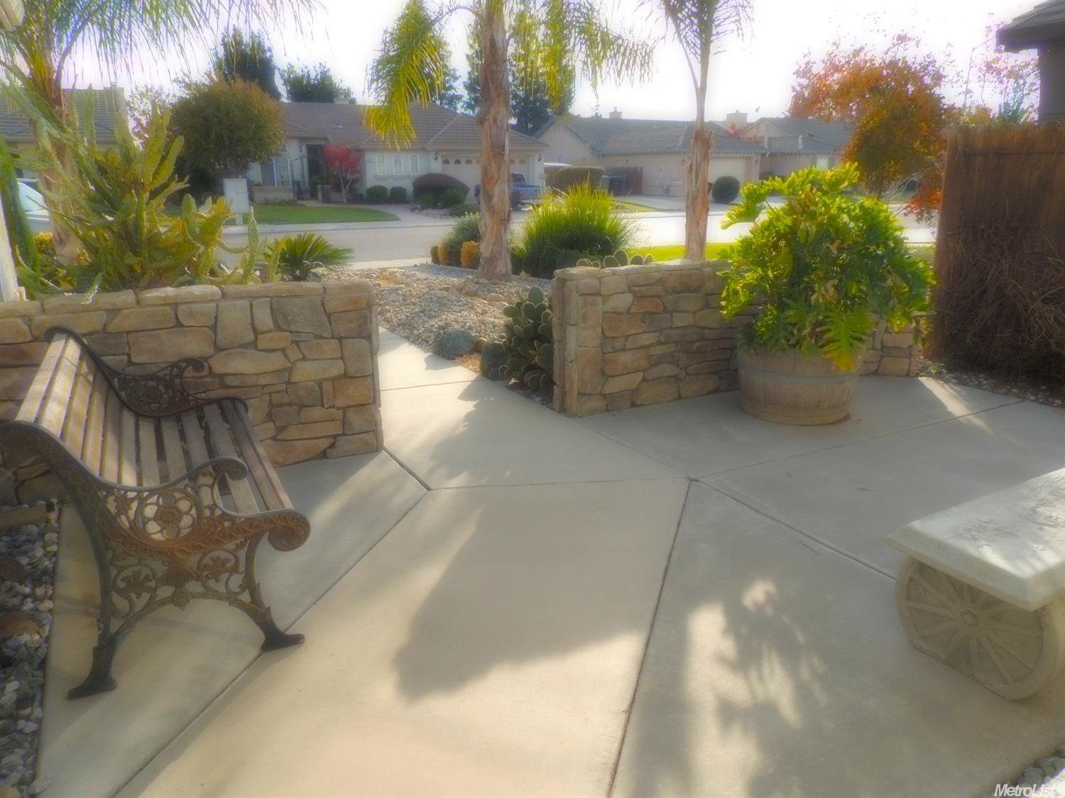 2424 Jonathon, Escalon, CA 95320 photo 4