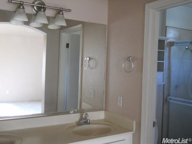 2400 Echo Park Ct, Modesto, CA 95358 photo 14