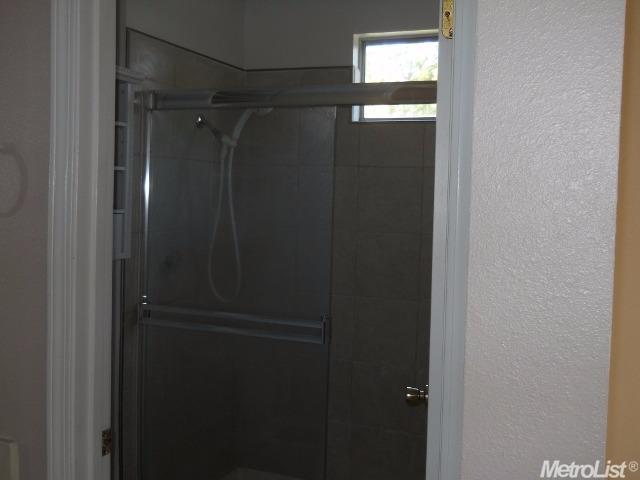 2400 Echo Park Ct, Modesto, CA 95358 photo 15