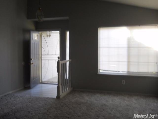 2400 Echo Park Ct, Modesto, CA 95358 photo 3