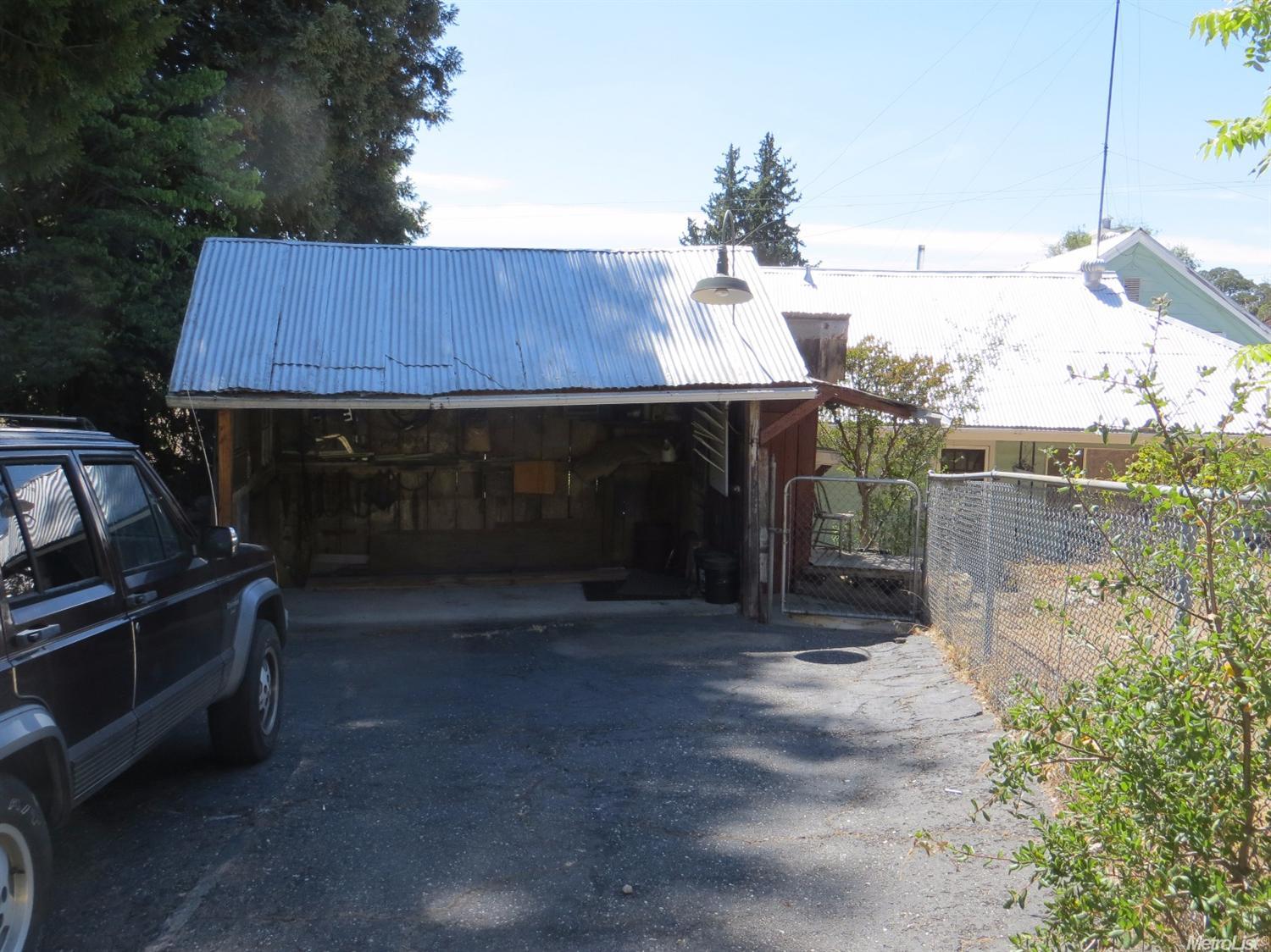 204 Bright Ave, Jackson, CA 95642 photo 2