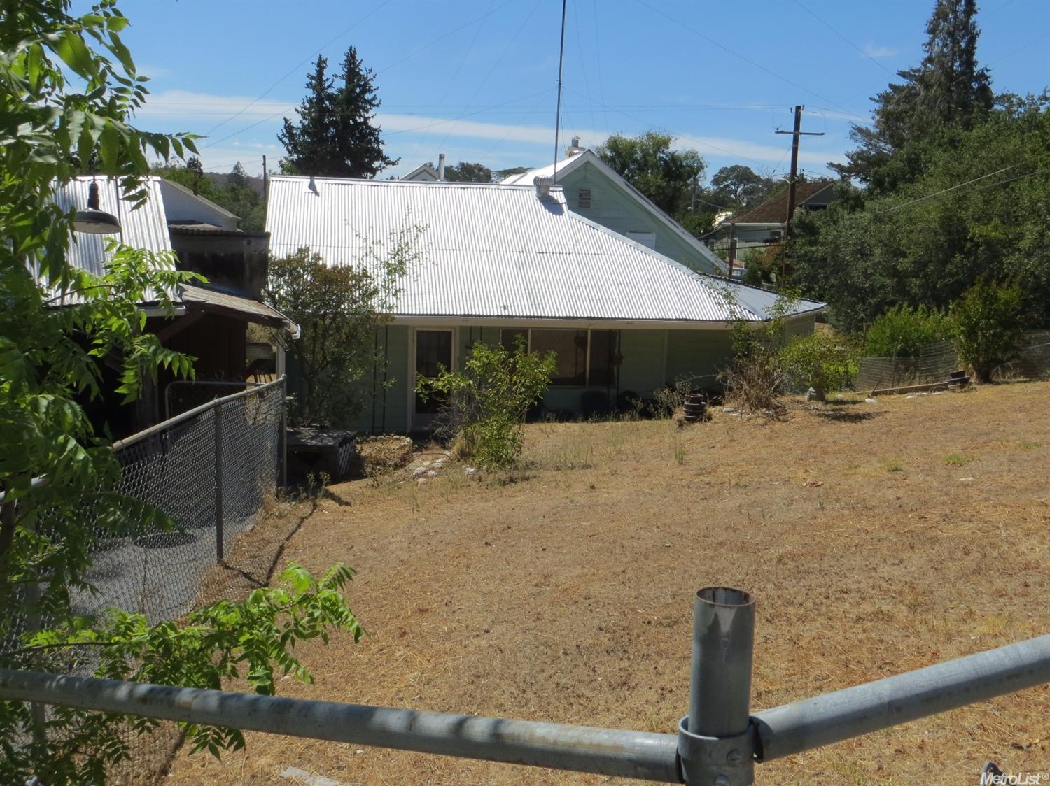 204 Bright Ave, Jackson, CA 95642 photo 3