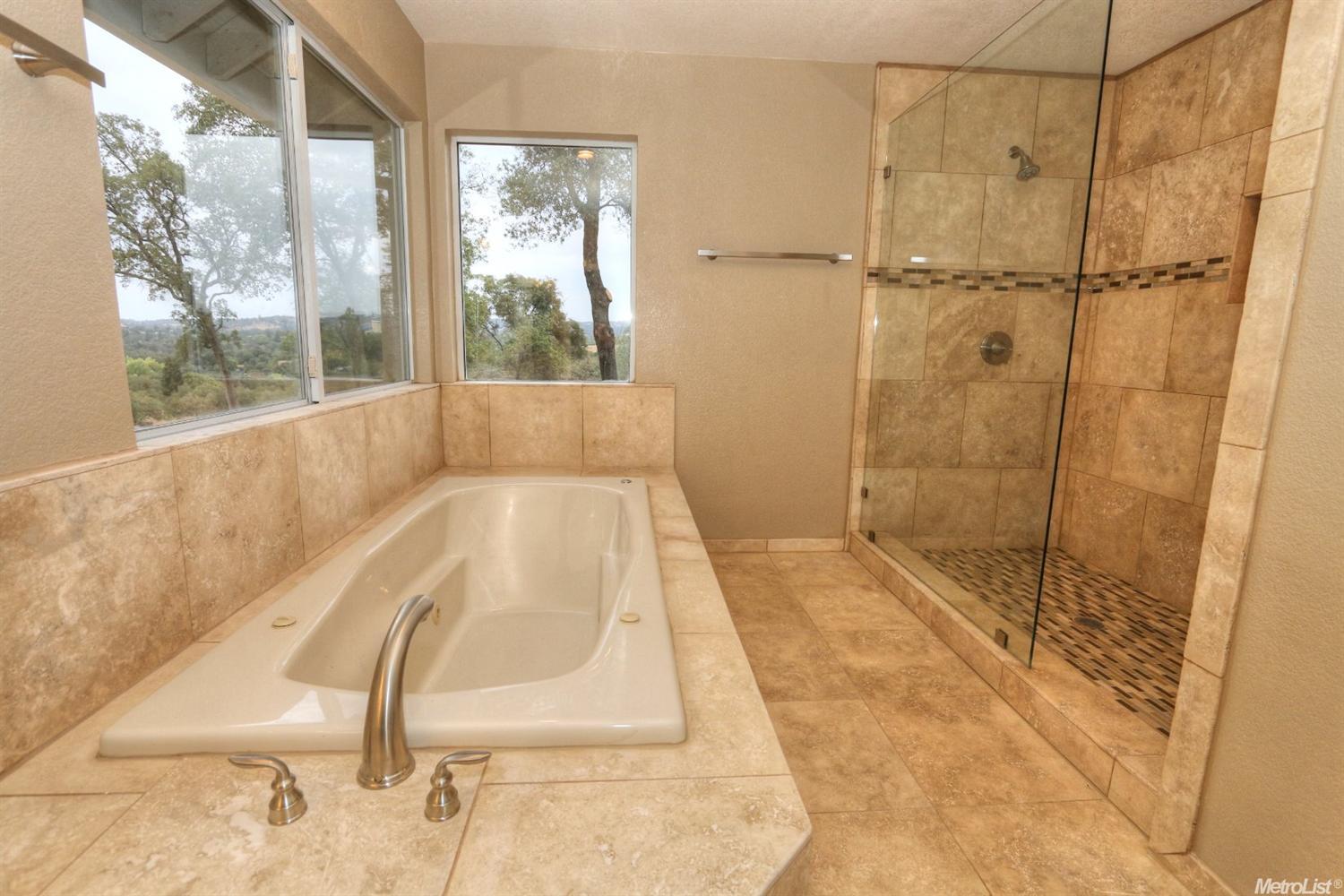 9675 Junewood Ln, Loomis, CA 95650 photo 13
