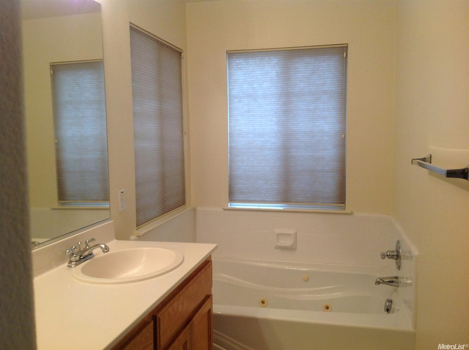 2862 Campbell Ln, Tracy, CA 95377 photo 12