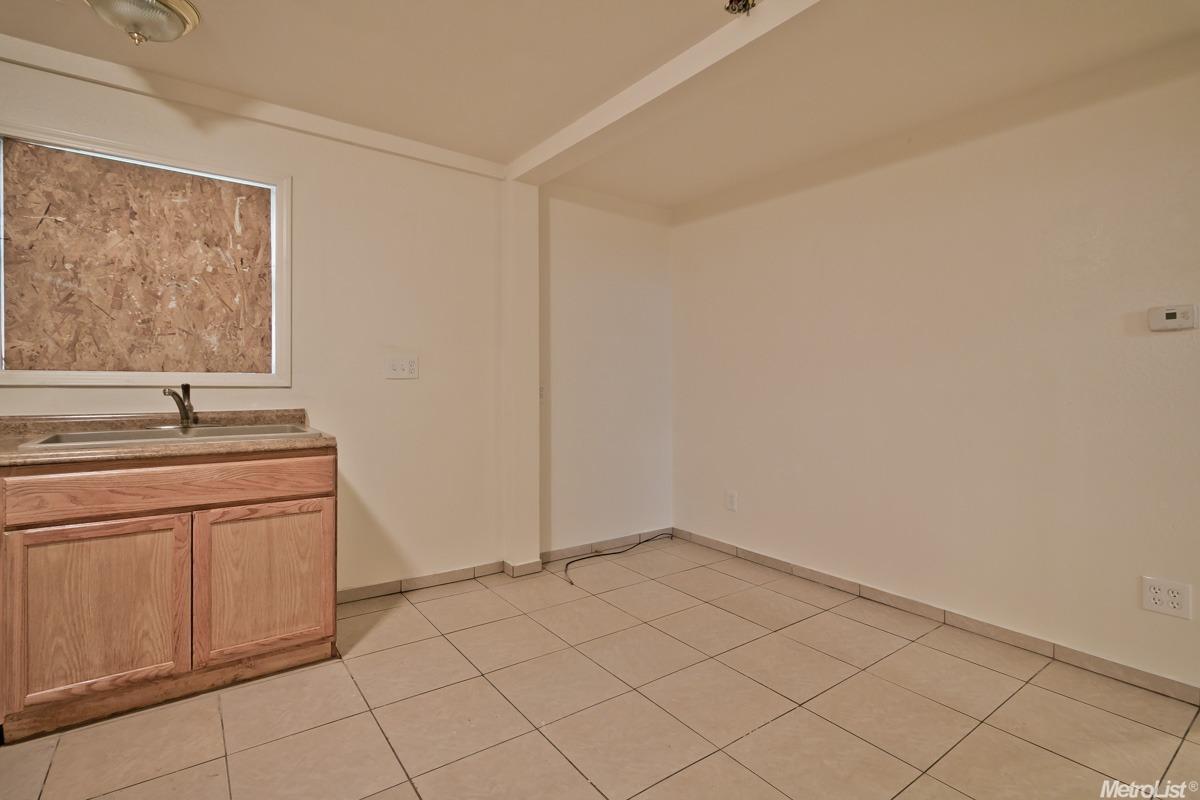 640 Kerr Ave, Modesto, CA 95354 photo 8