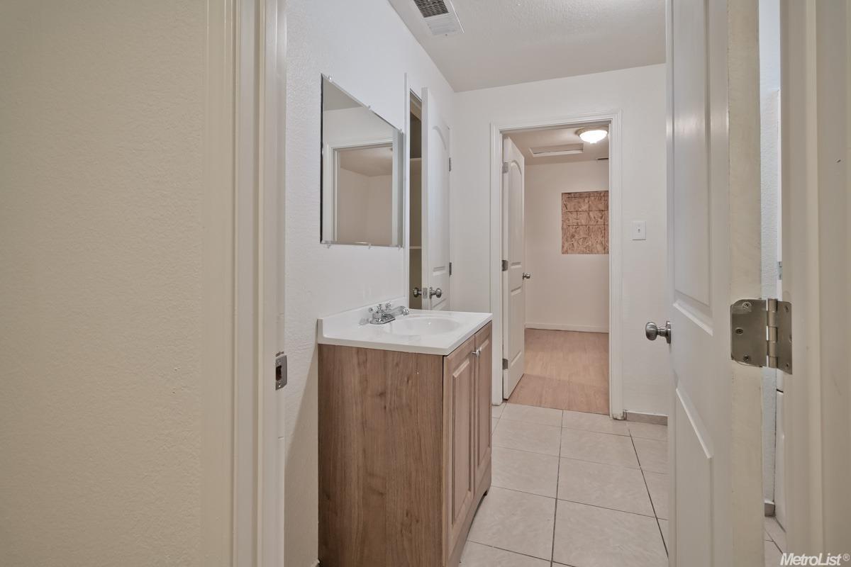 640 Kerr Ave, Modesto, CA 95354 photo 13