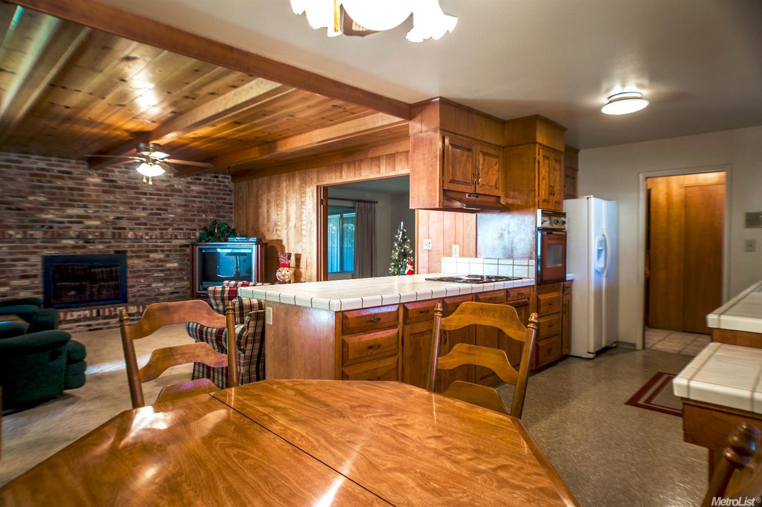 1106 Devine Dr, Lodi, CA 95240 photo 6