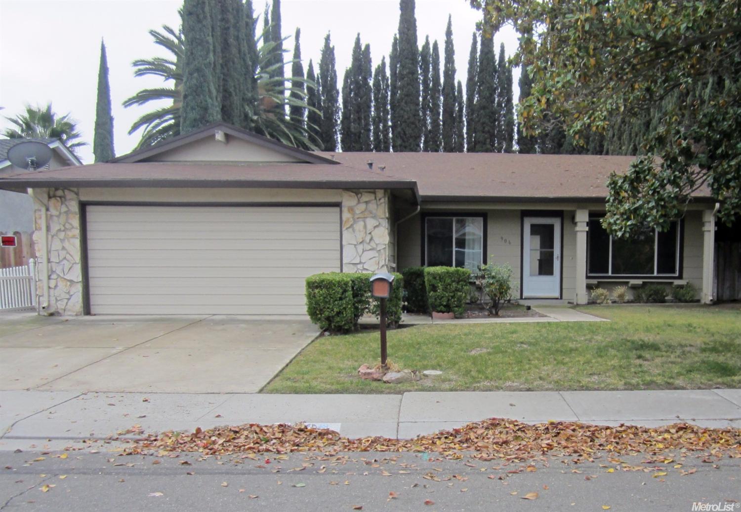 906 Dewitt Ct, Stockton, CA 95210 photo 1