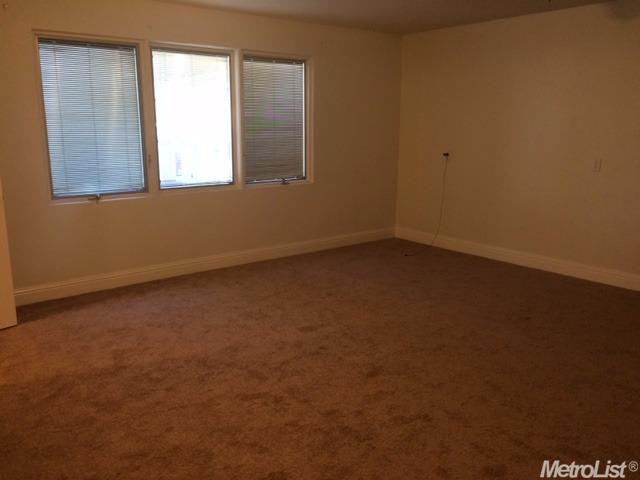 1024 Chicago Ave, Modesto, CA 95351 photo 6