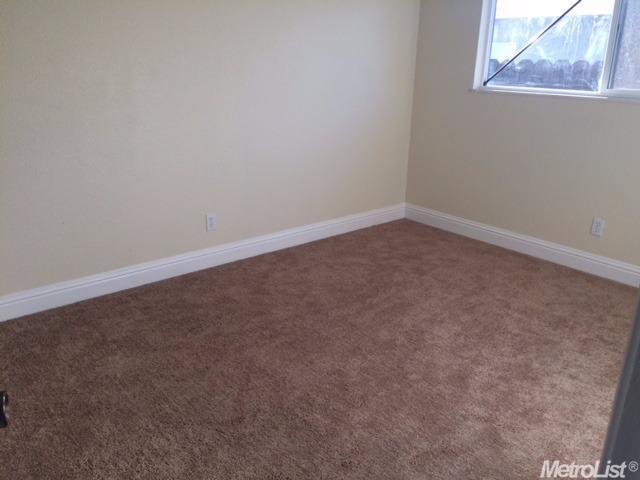 1024 Chicago Ave, Modesto, CA 95351 photo 13
