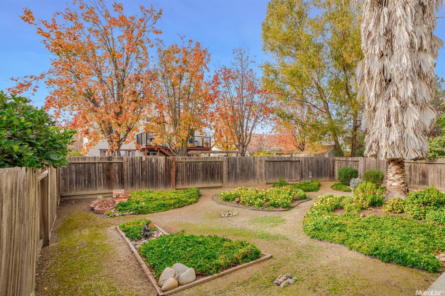 1327 Caceres Ct, Davis, CA 95618 photo 3