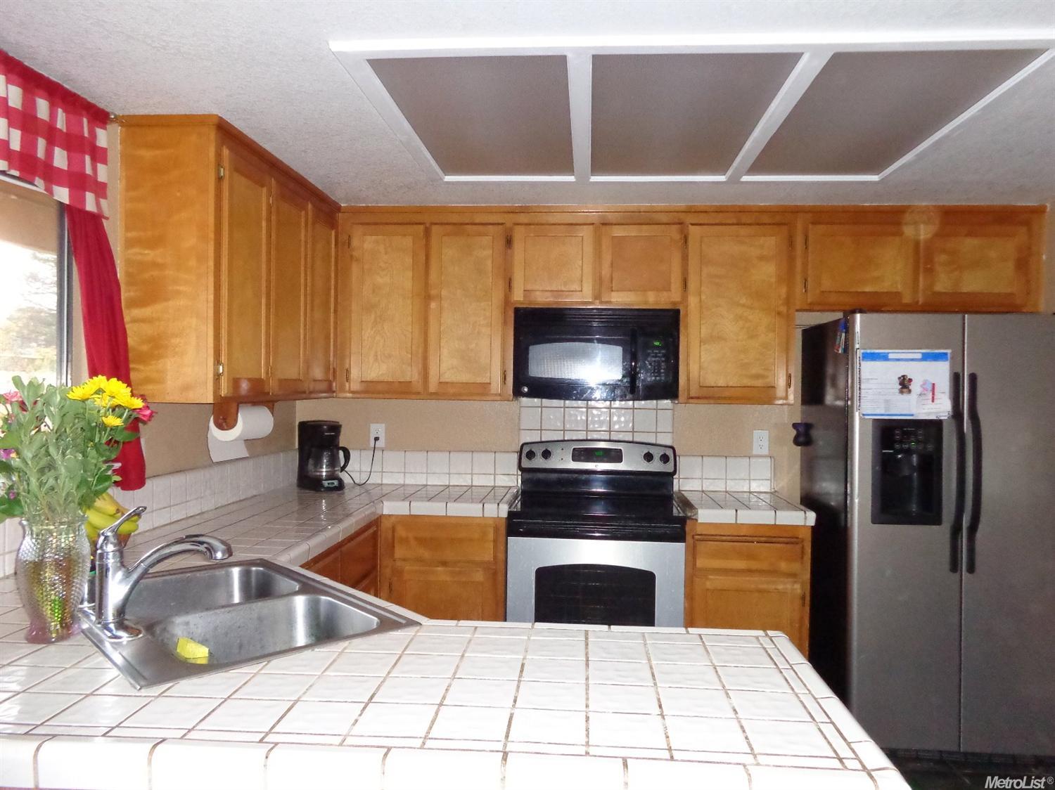 3128 Burton, Ceres, CA 95307 photo 4