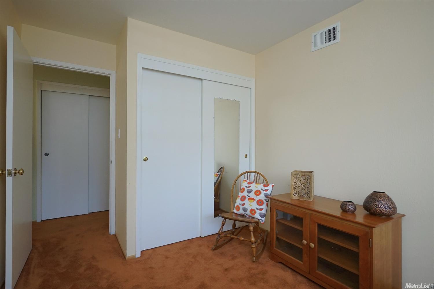 1136 Princeton Pl, Davis, CA 95616 photo 14
