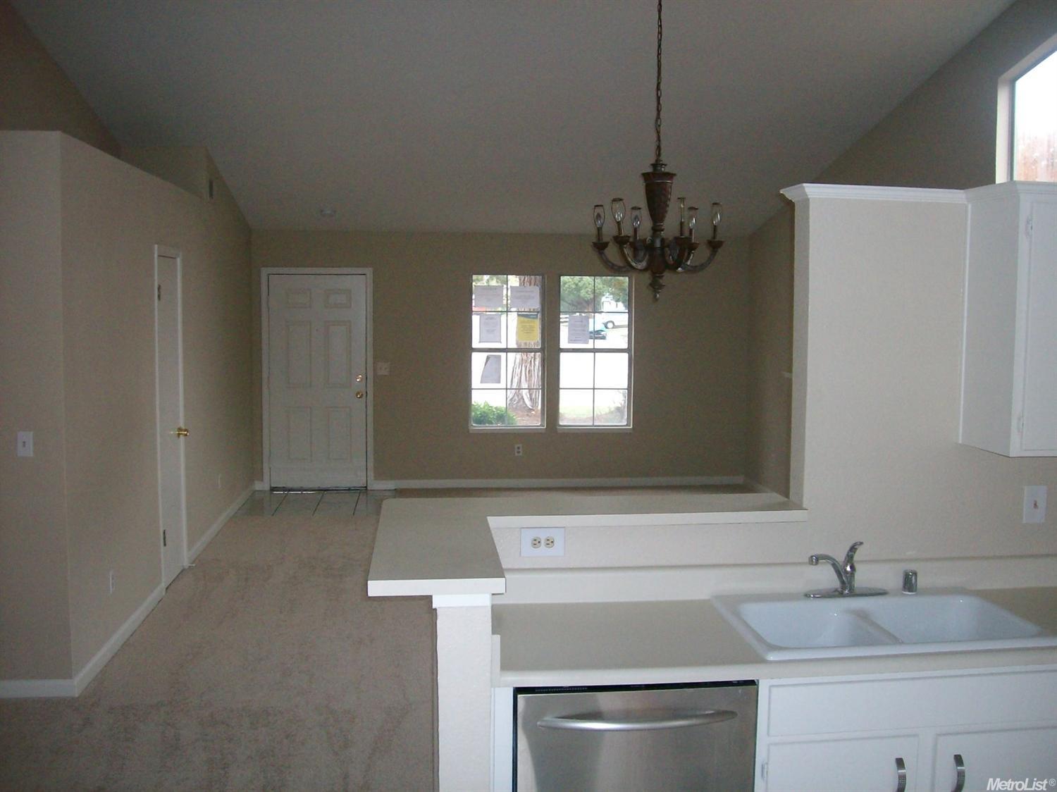 241 Melbourne Dr, Modesto, CA 95357 photo 10