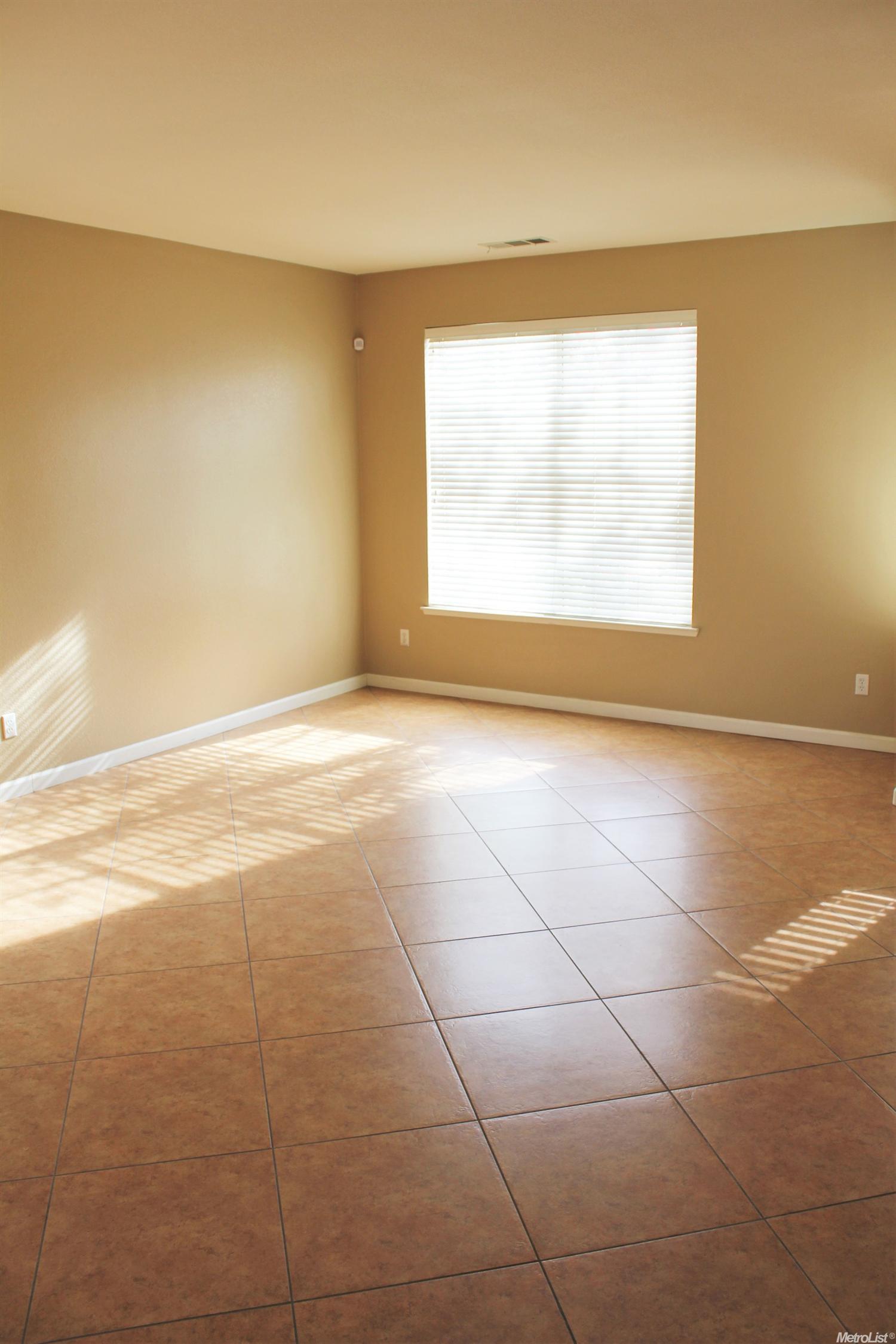 2805 Wind River Ct, Modesto, CA 95356 photo 8