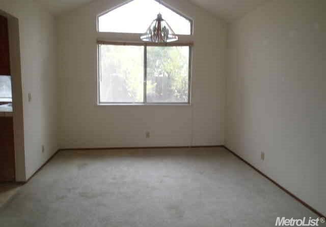 8228 Silverside Dr, Antelope, CA 95843 photo 5
