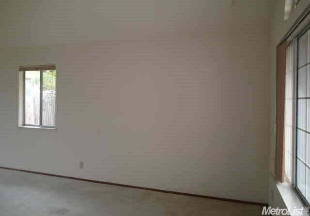 8228 Silverside Dr, Antelope, CA 95843 photo 3