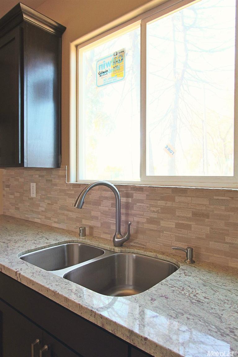 111 S Berkeley Ave, Turlock, CA 95380 photo 7