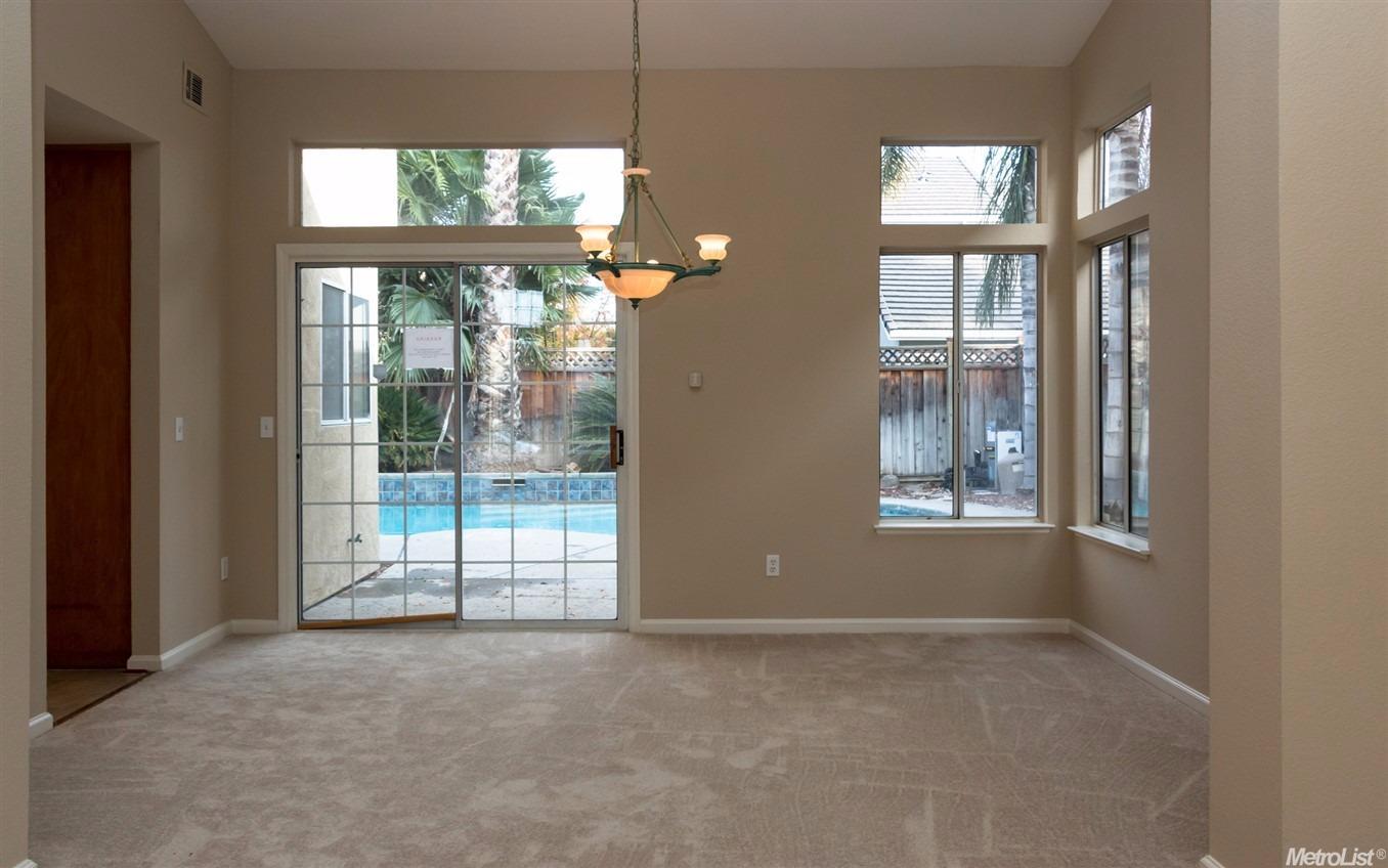 460 Gianelli St, Tracy, CA 95376 photo 3
