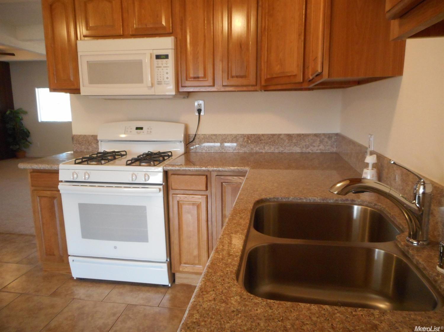 1900 Deborah St, Tracy, CA 95376 photo 11