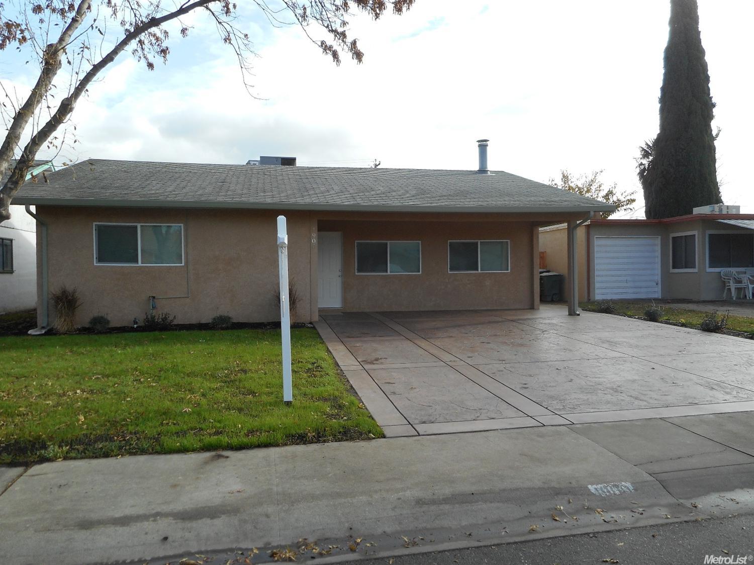 1900 Deborah St, Tracy, CA 95376 photo 1