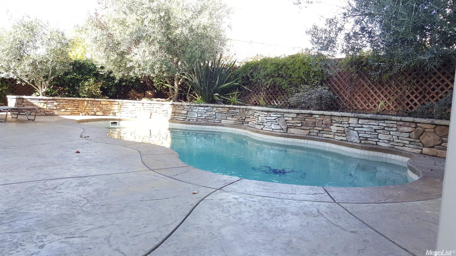607 Anna Dr, Ripon, CA 95366 photo 4