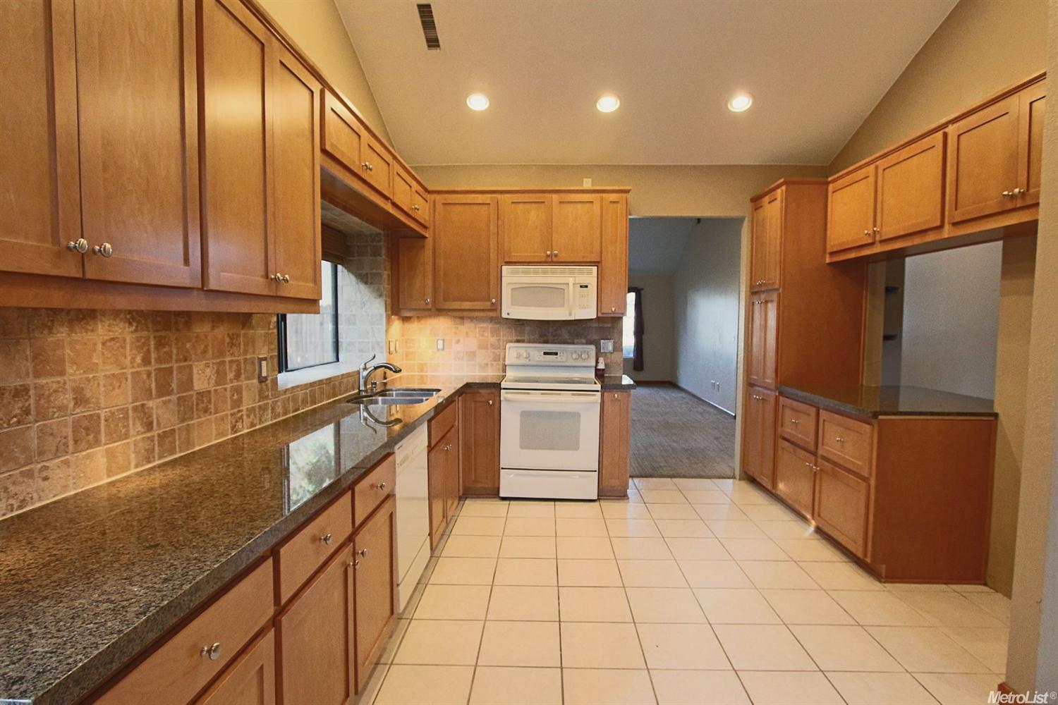 1308 Edwin Ct, Modesto, CA 95355 photo 7