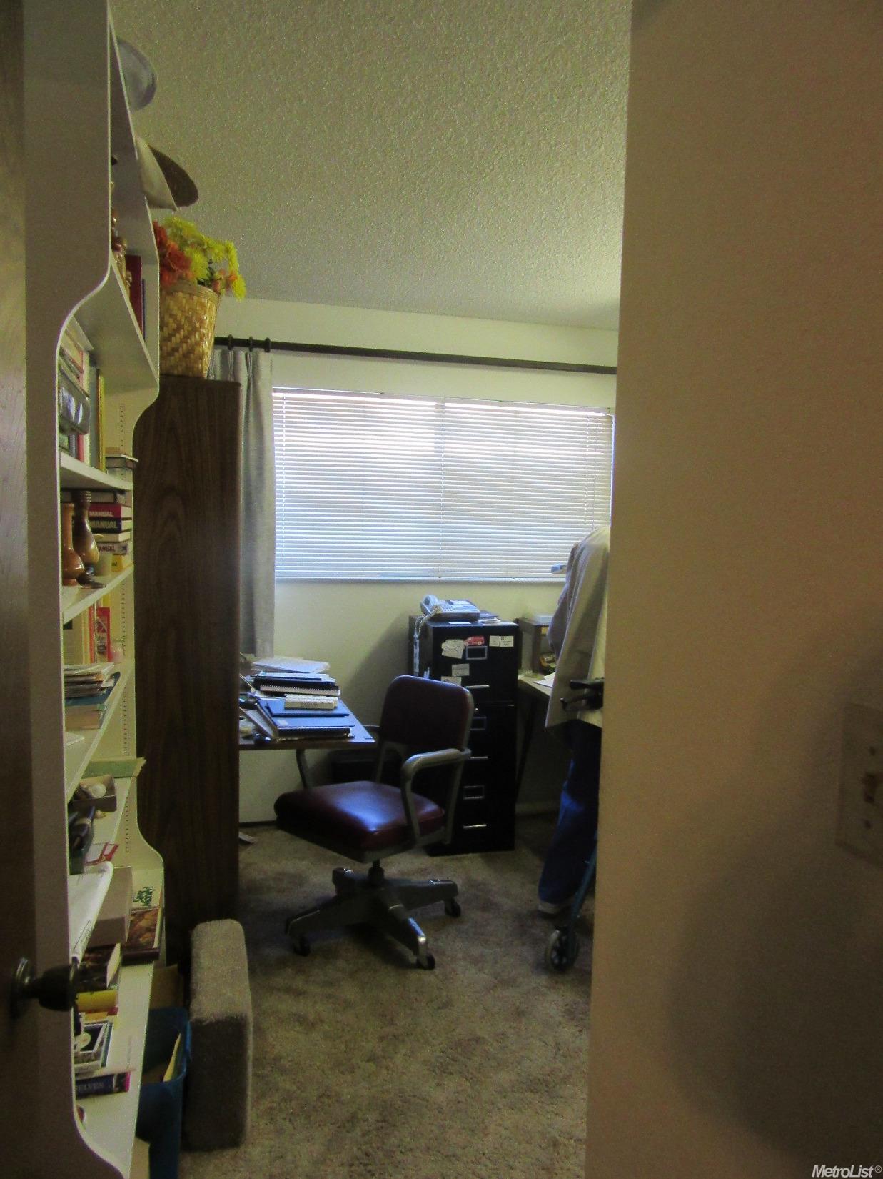 1055 Ebbetts Ave, Manteca, CA 95337 photo 9