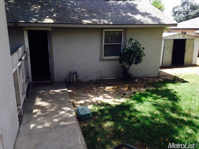 315 Locust Ave, Manteca, CA 95337 photo 3