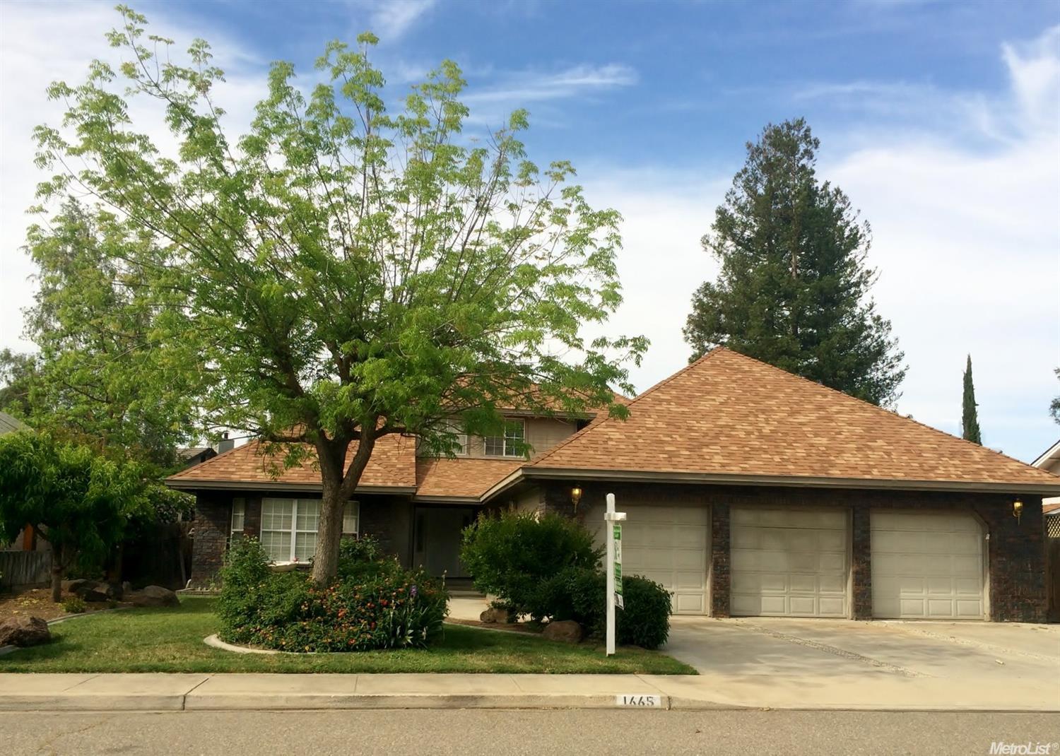 1665 Peacock, Turlock, CA 95382 photo 1