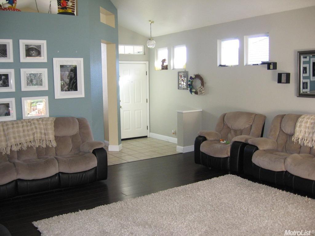421 Douma Way, Ripon, CA 95366 photo 5