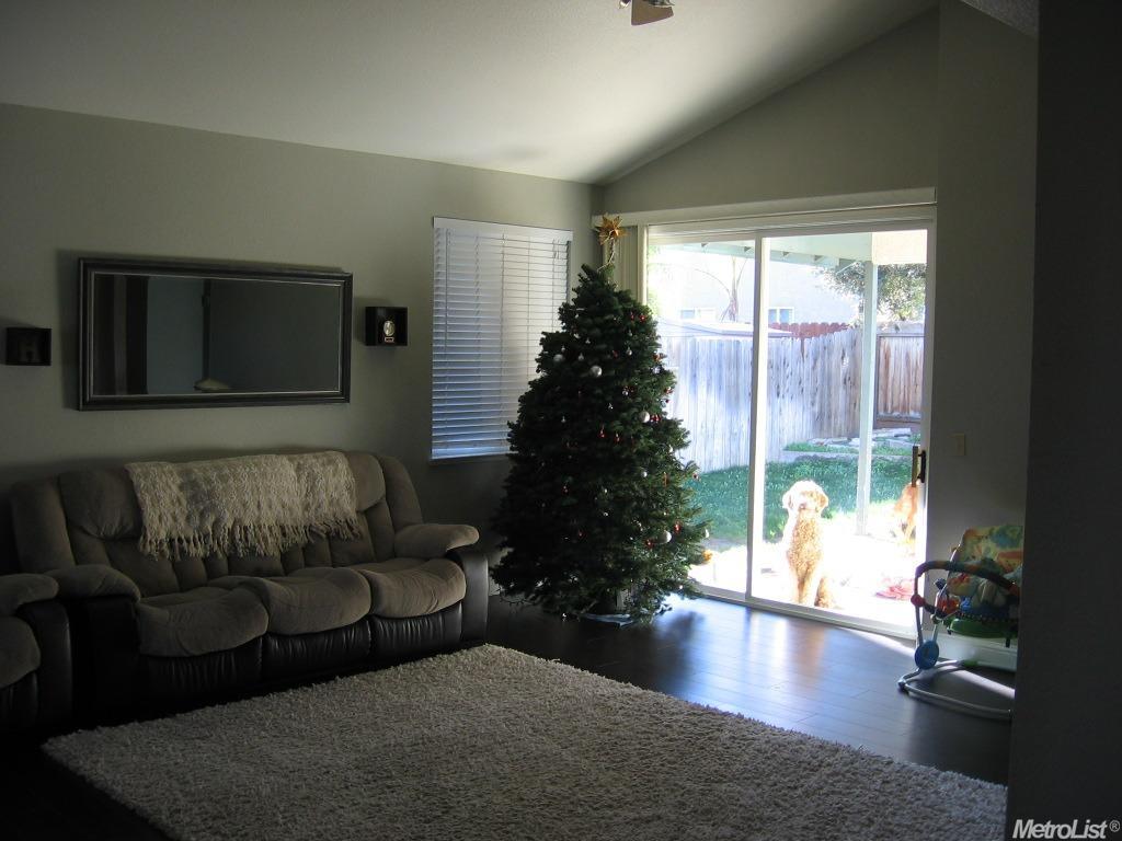 421 Douma Way, Ripon, CA 95366 photo 2
