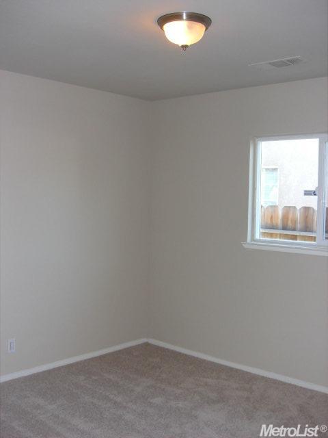 224 Eagle Ct, Modesto, CA 95350 photo 9