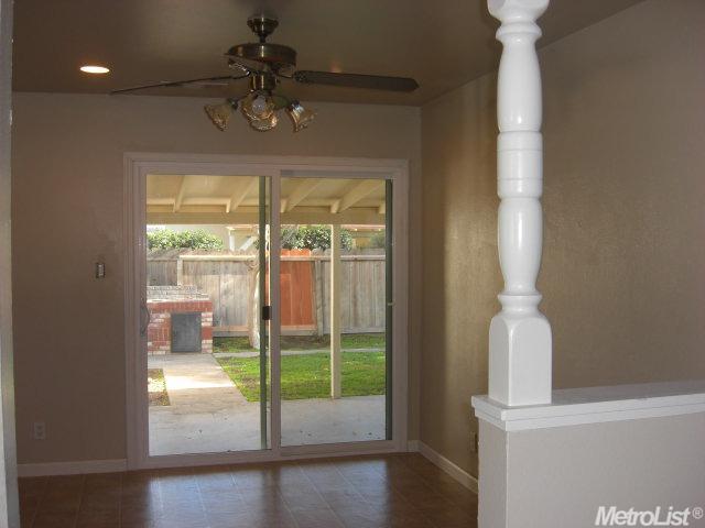 224 Eagle Ct, Modesto, CA 95350 photo 4