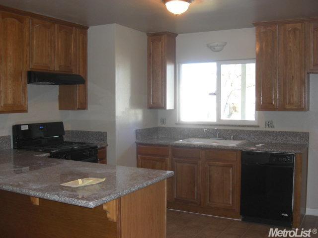 224 Eagle Ct, Modesto, CA 95350 photo 6